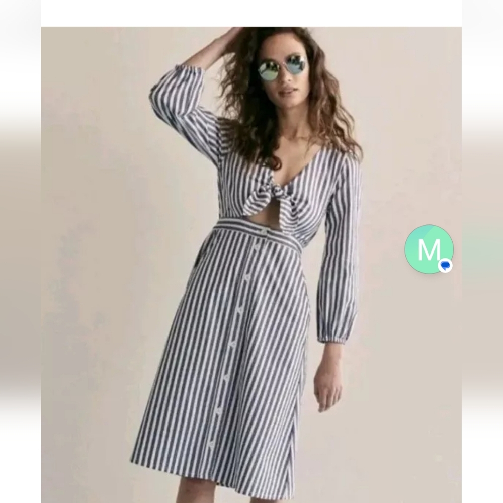 Striped Black and White DressMadewell Shimmer Stripe Cutout Midi Dress Size  10